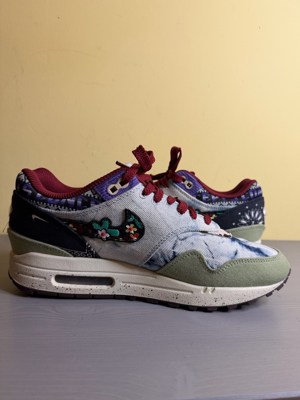 Nike AirMax 1 X The Concepts Mellow - Multicolored canvas sneakers Men’s 8